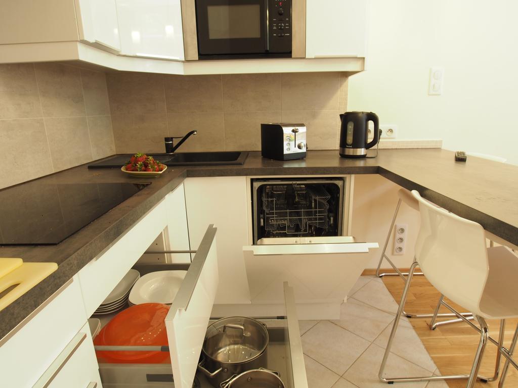 Grand-Tourist Amber Rose Apartment Гданськ Екстер'єр фото